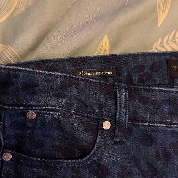 Talbots Navy Blue Leopard Patterned Skinny Jeans Size 2 - Picture 7 of 13